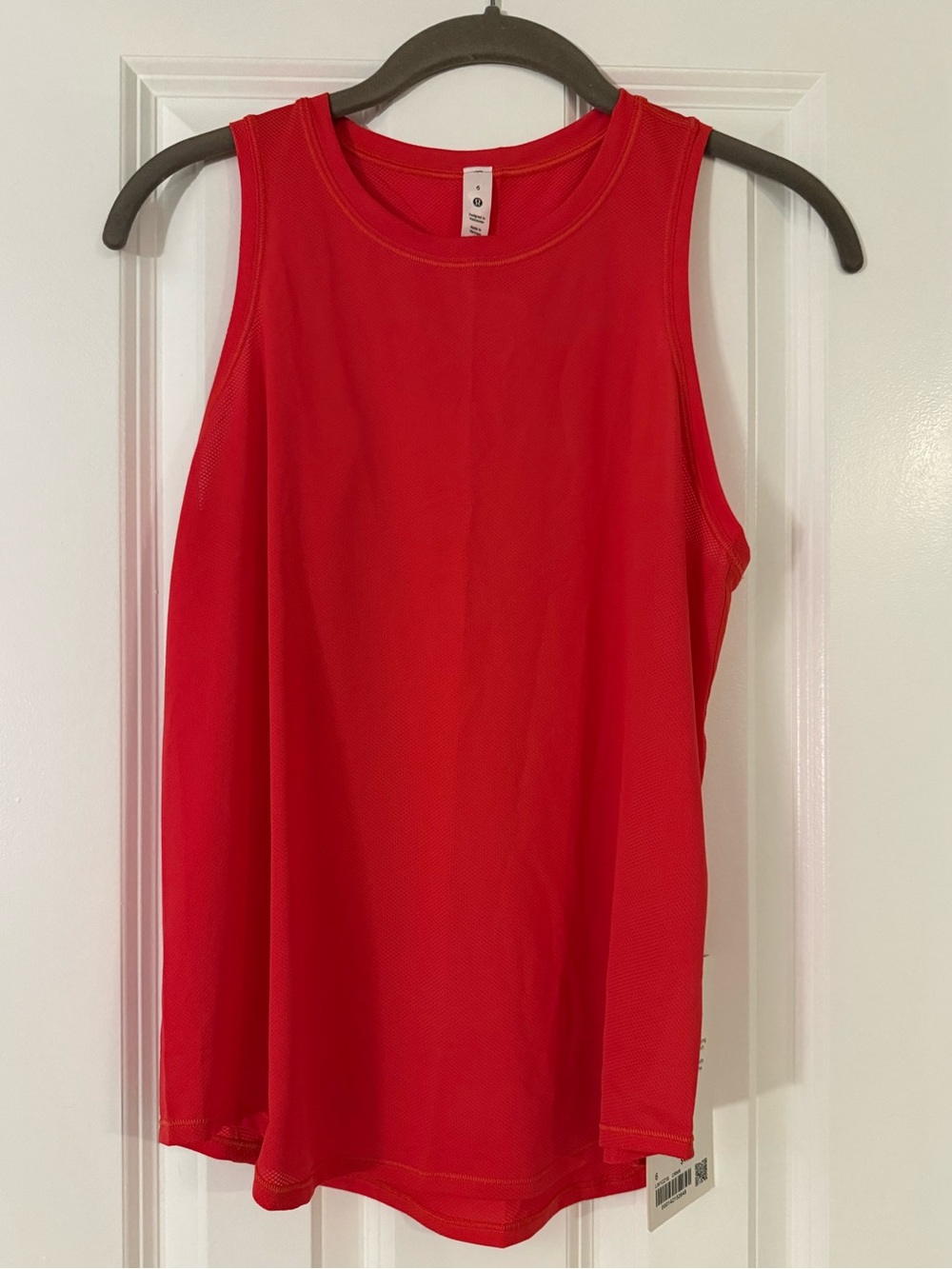 NWT Lululemon High Neck Run and Train Tank Carnation Red - Picture 4 of 6